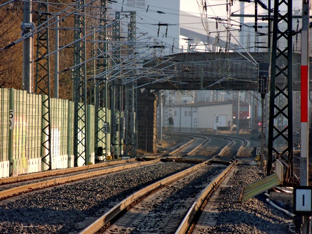 Ausfahrt Richtung Böhlen-Werke