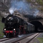 Ausfahrt Sonnenburg-Tunnel des FME Sonderzug mit 52-8195-1