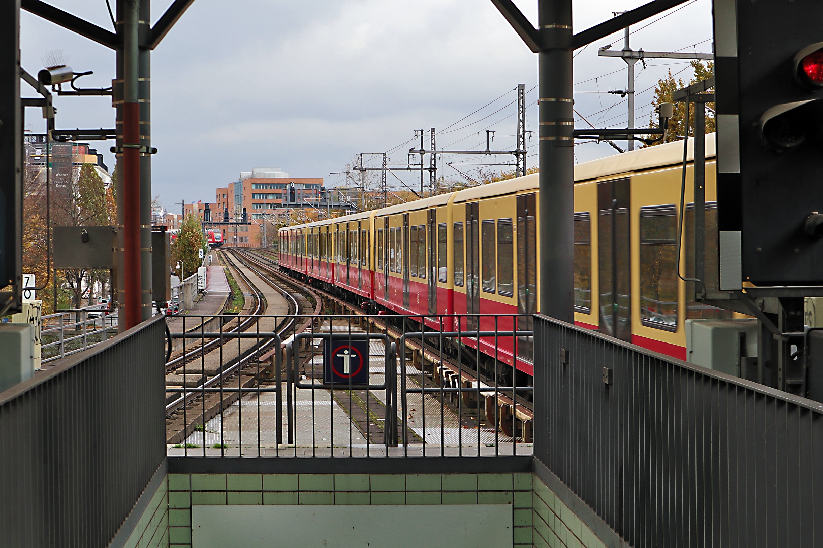 Ausfahrt vom Bahnhof Bellevue