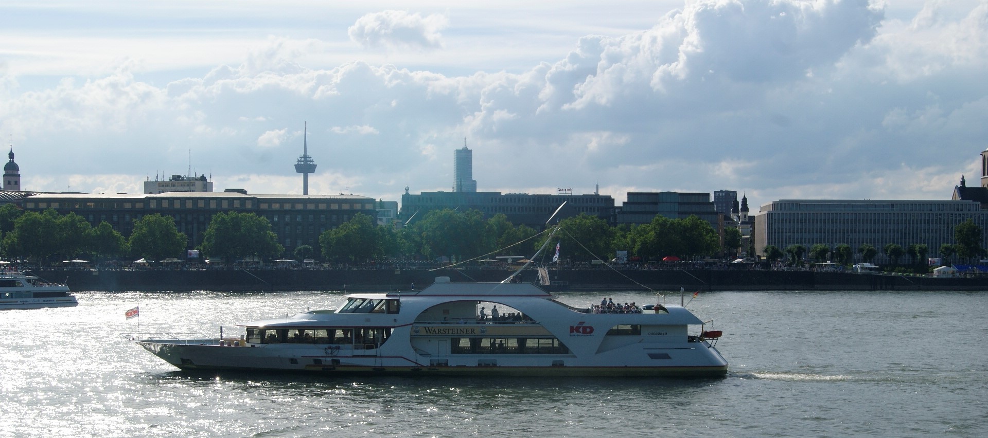 Ausflug Dampfer auf den Rhein