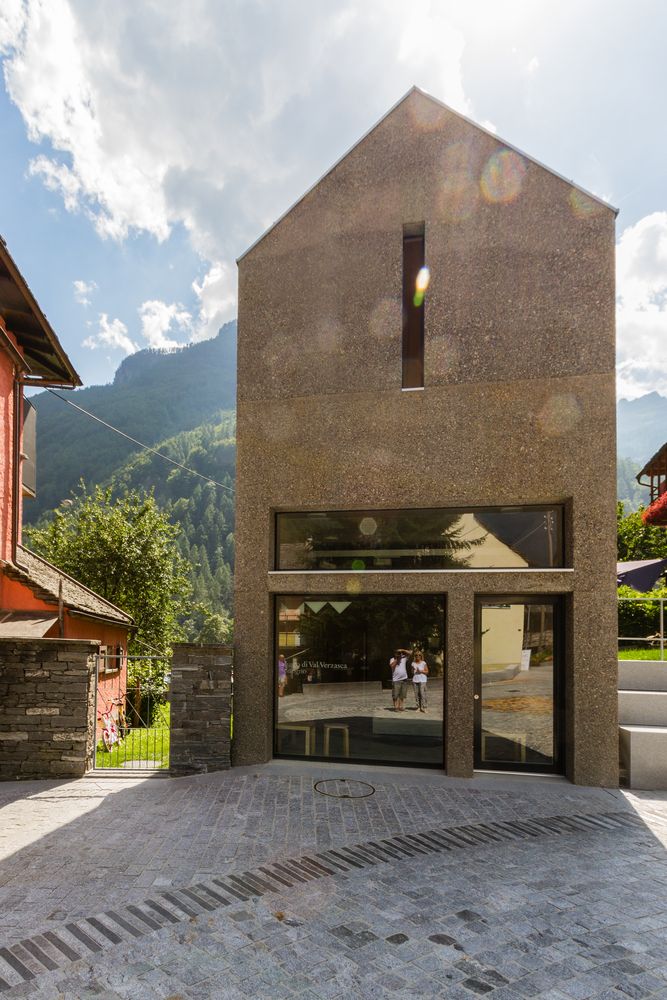 Ausflug ins Verzasca Tal nach Sonogno