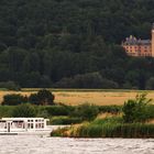 Ausflugsschiff Werranixe auf dem Werratalsee und Schloss Wolfsbrunnen bei Eschwege