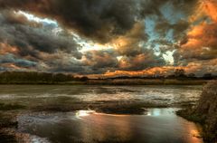 ausgefranste Wolken