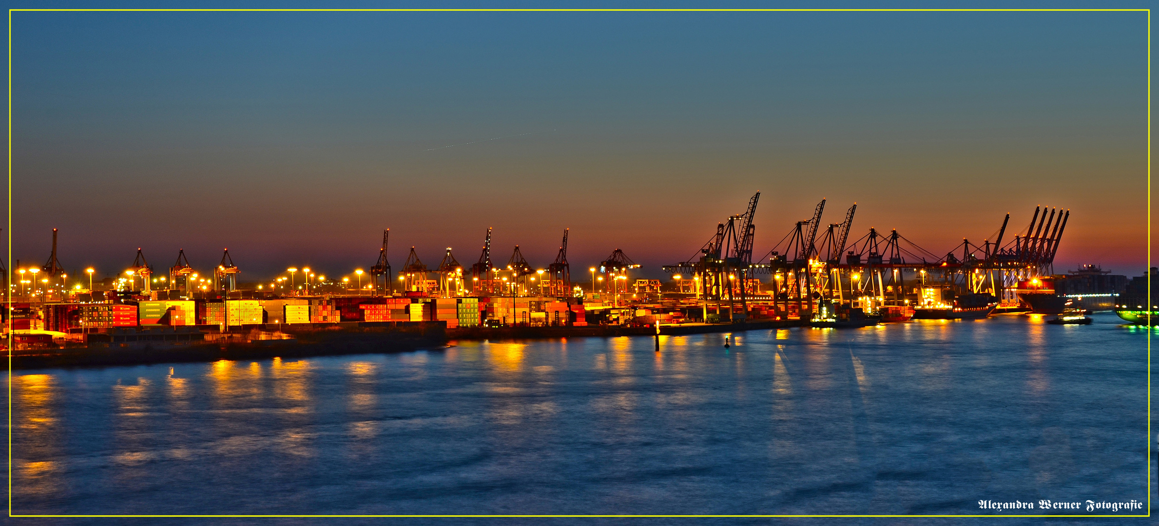 Ausicht vom Dockland Hafen Hamburg