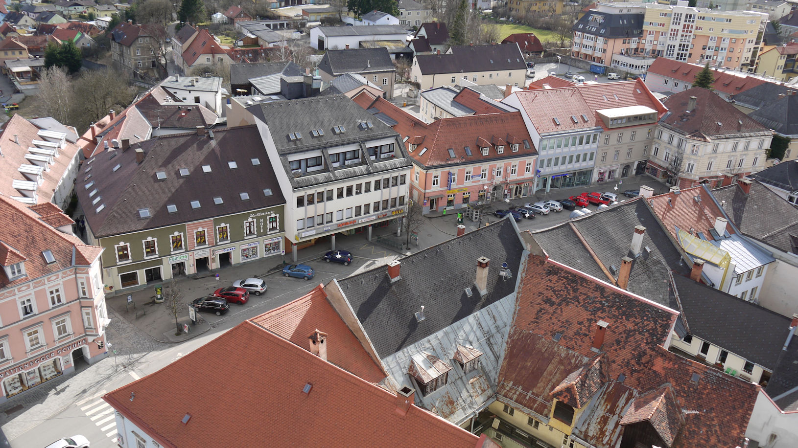 Ausicht vom Stadtturm auf die Einkaufsmeile von Judenburg