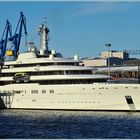 Auslauf der 340 Mill. Russenyacht "Eclipse"