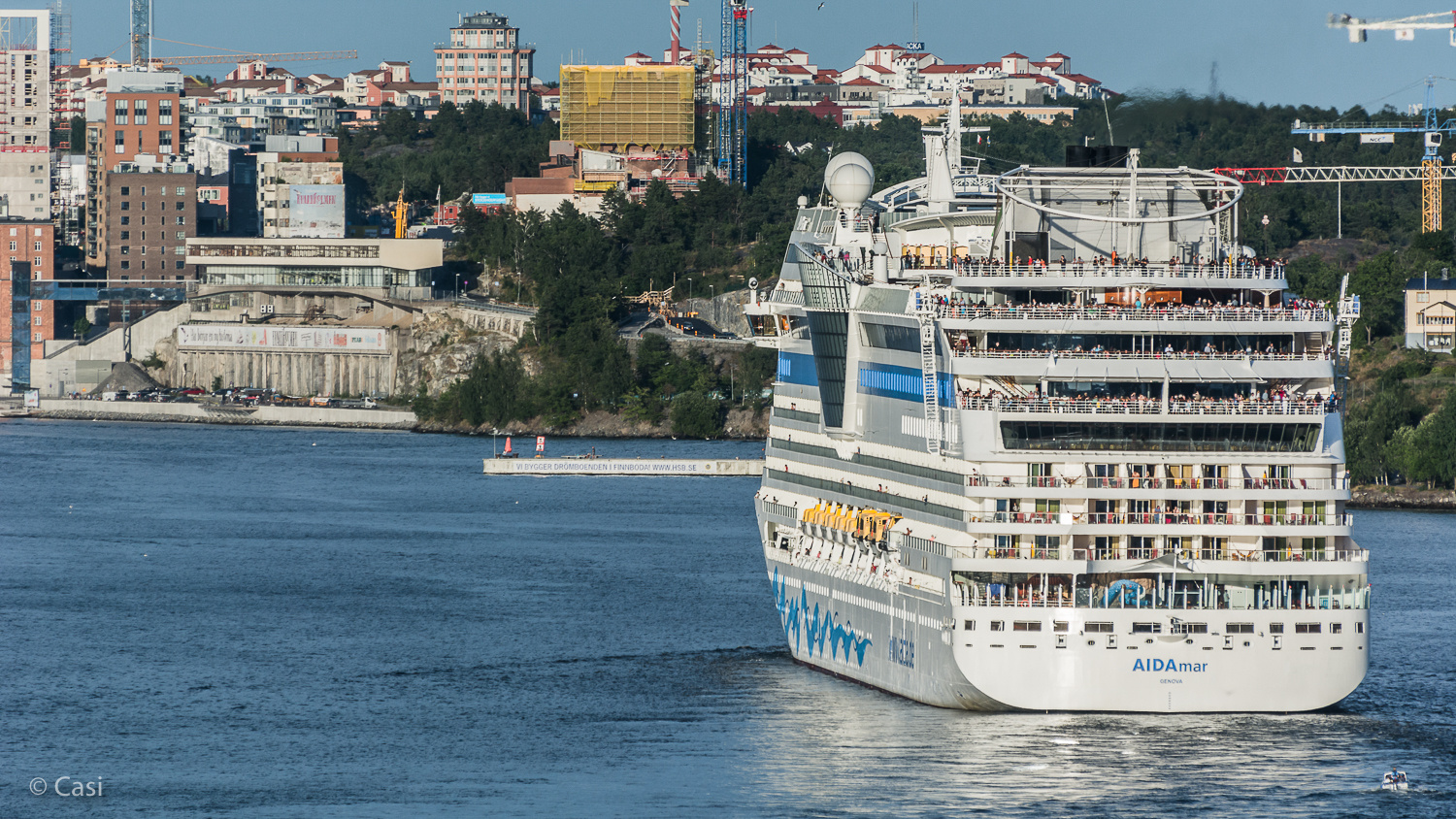 Auslaufen der AIDA mar