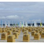 Ausnahmezustand...mehr Segelboote als Strandkörbe am Strand