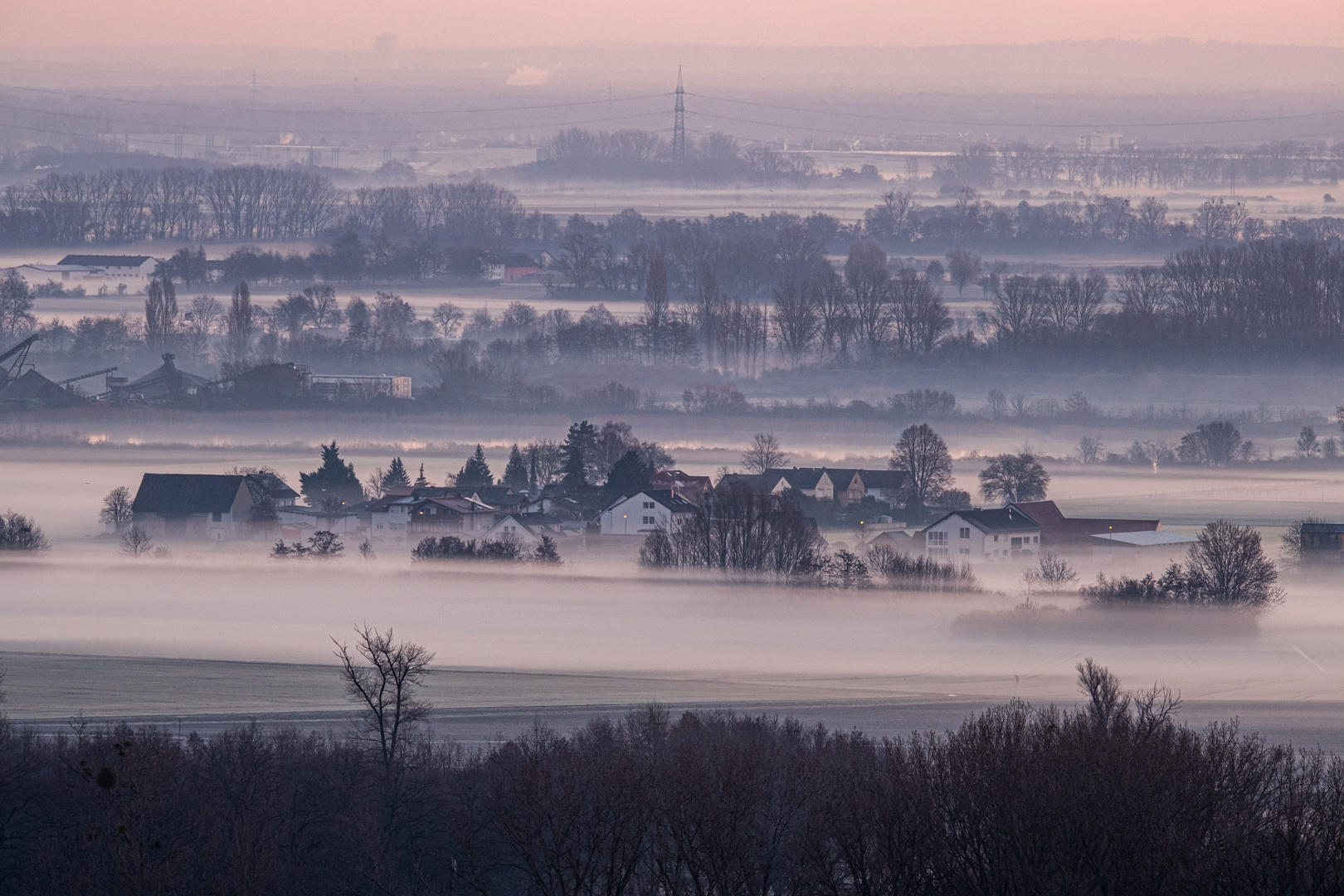 Ausschau über den Rhein