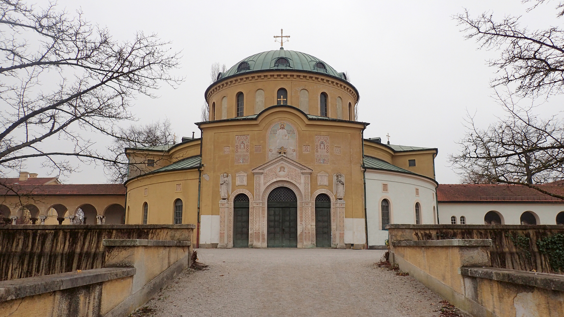 Aussegnungshalle am Westfriedhof