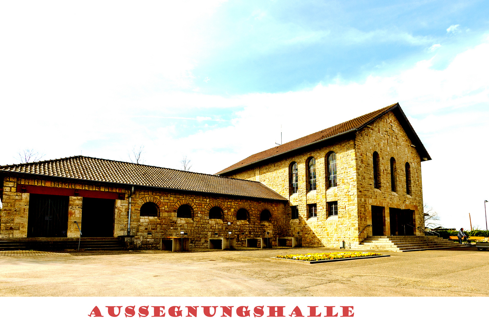  Aussegnungshalle im Friedhof Bruchsal