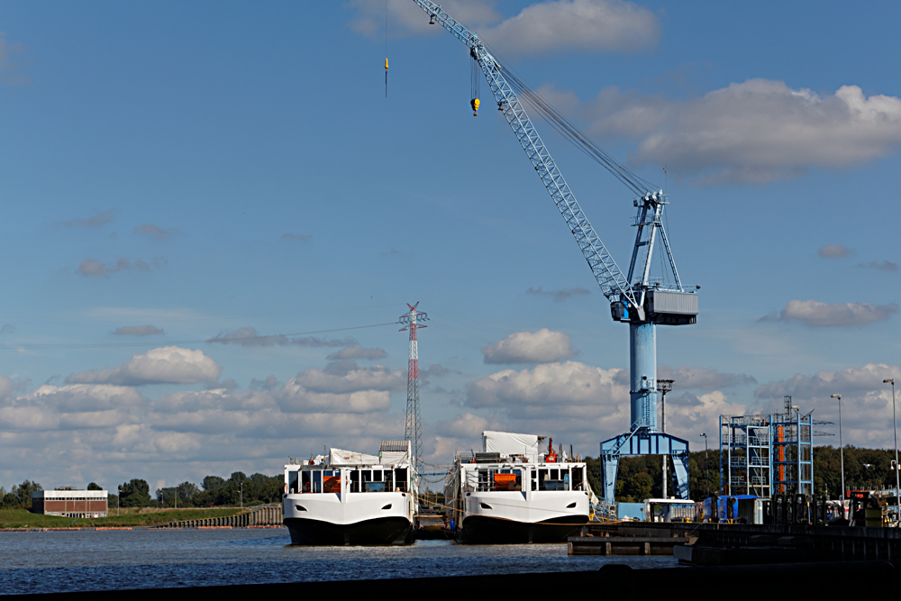 Außengelände der Meyer-Werft in Papenburg