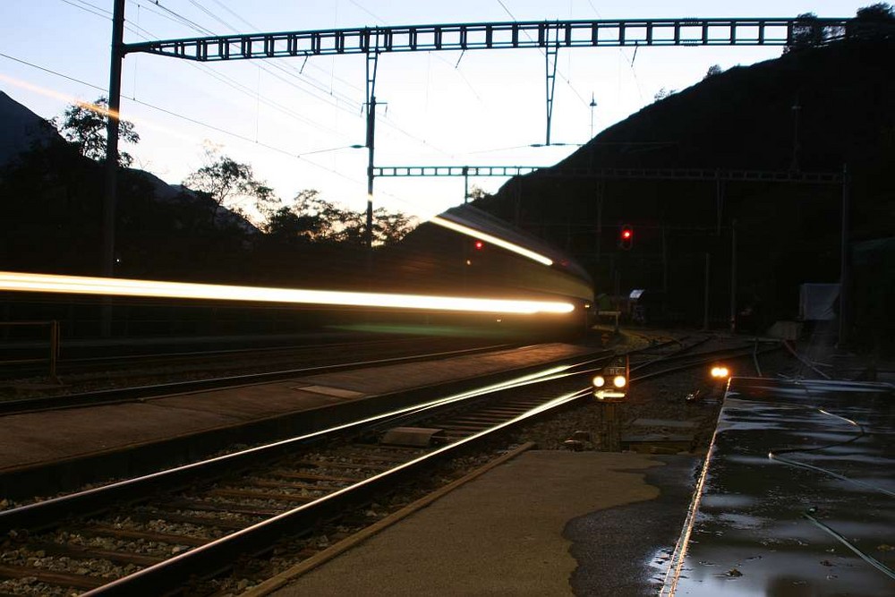 Ausserberg (Lötschbergbahn) - 06. September 2007 - 20:30