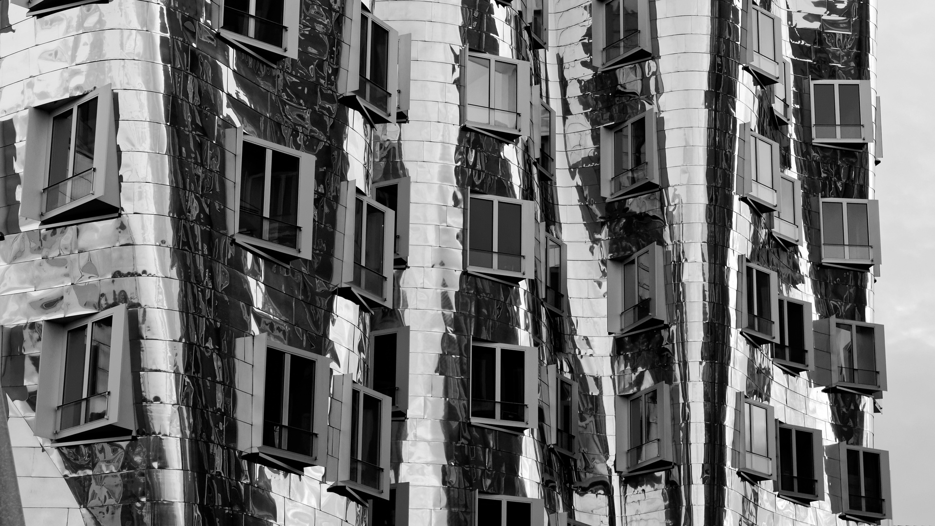 Außergewöhnliche Architektur – Gehry-Bauten in Düsseldorf