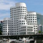 aussergewöhnliche Architektur im Düsseldorfer Medienhafen