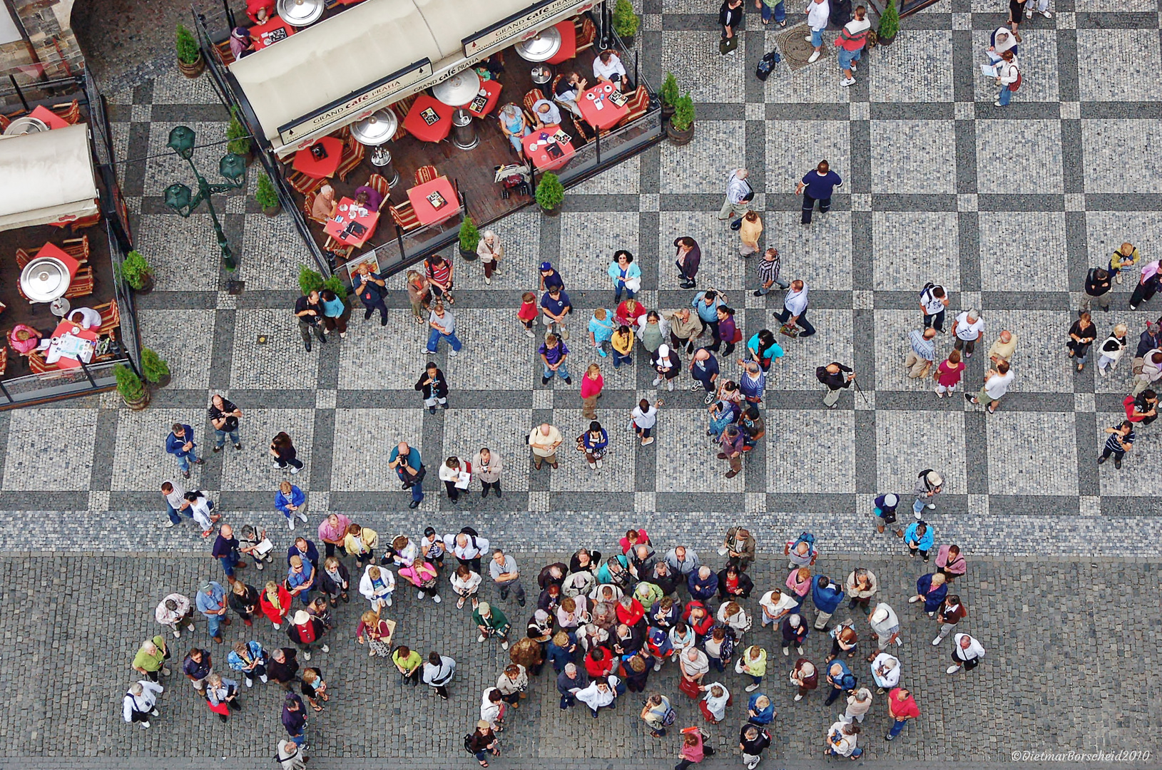 Außerhalb der Quadrate