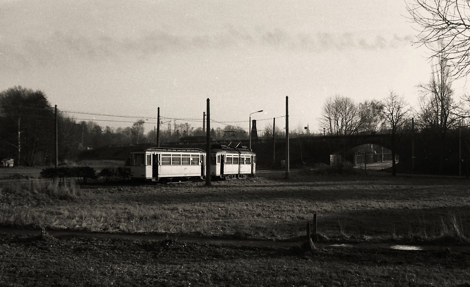 Außerhalb der Stadt .