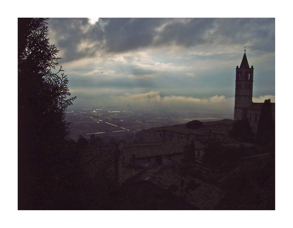 Aussicht auf Assisi nach dem Regen