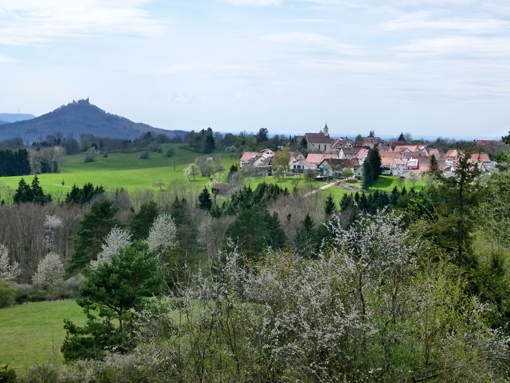 Aussicht auf Beuren und den Hohenzollern