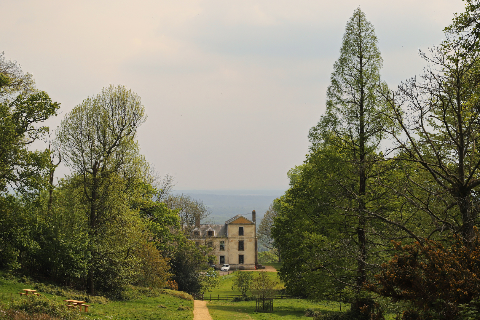 Aussicht auf das Herrenhaus in Leith Hill Place (2019_05_01_EOS 6D Mark II_1858_ji)