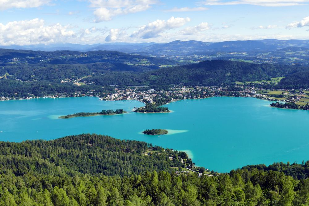 ...Aussicht auf den Wörthersee vom Pyramidenkogel...