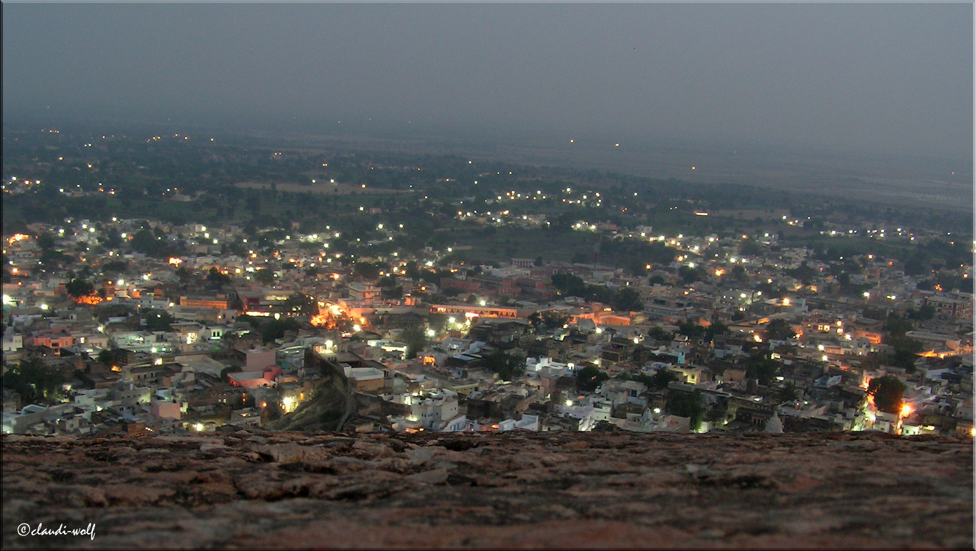 Aussicht Kuchaman Fort zur blauen Stunde