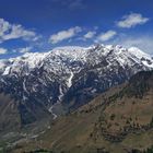 Aussicht über dem Dorf Manali / Indien / Himalaya