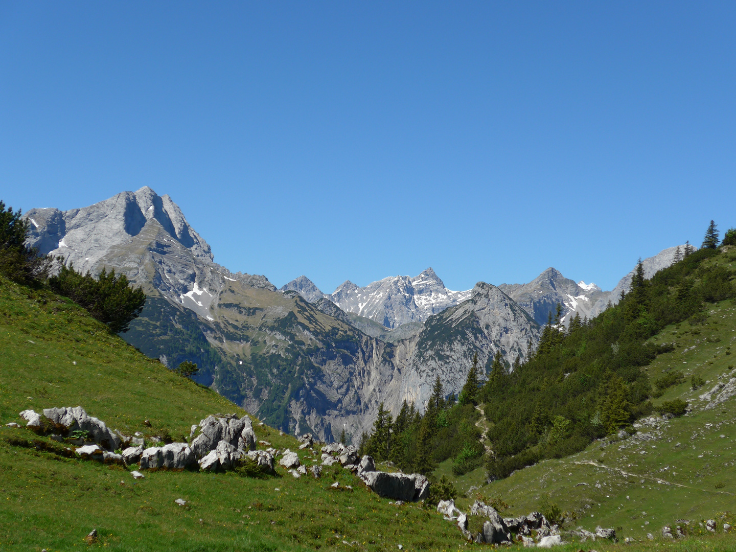 Aussicht vom Aufstieg zur Mondscheinspitze