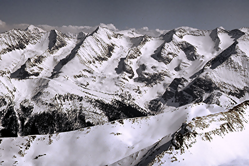 Aussicht von der Torspitze in den Tuxer Alpen