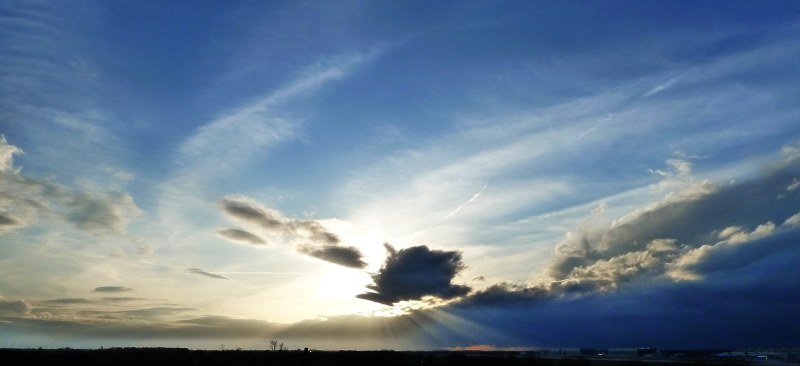 Aussichtshügelhimmel