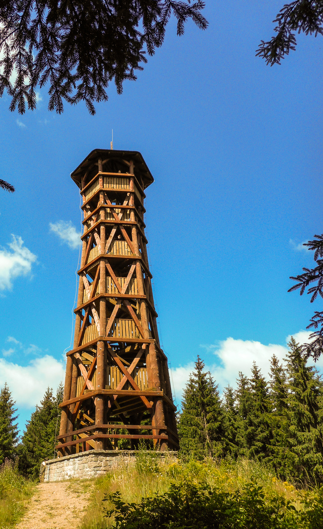 Aussichtsturm in Velke Karlovice