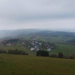 Aussichtsturm Schomberg oberhalb von Wildewiese