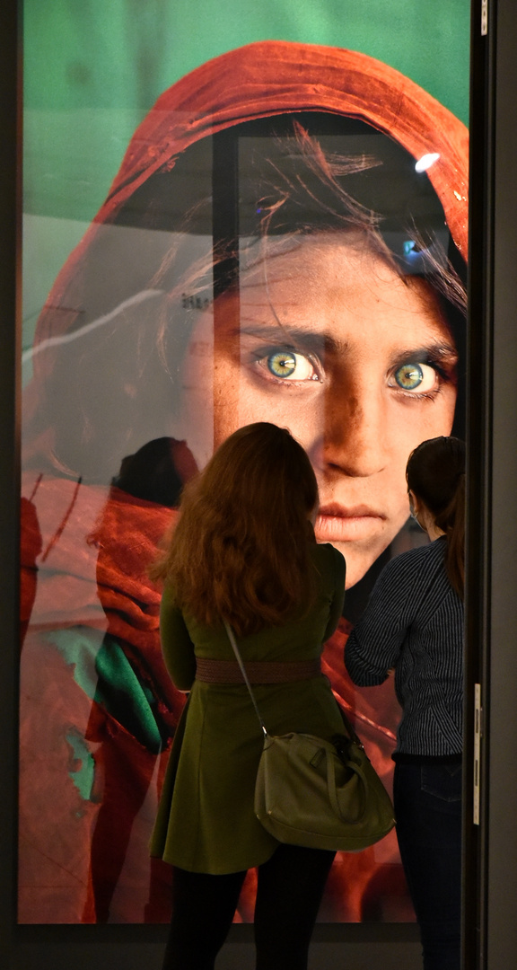 Ausstellung Steve McCurry 02 