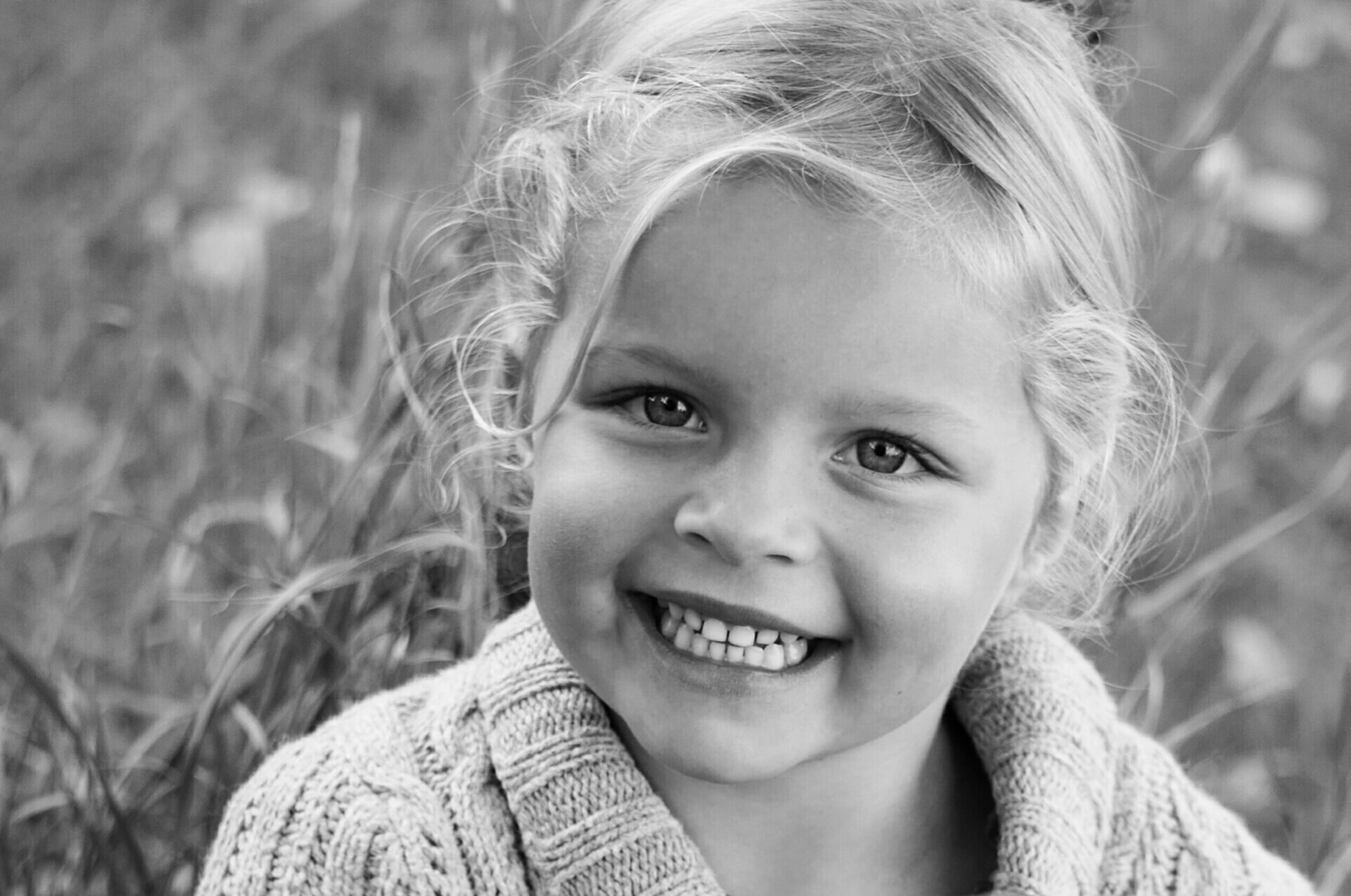 "Ausstrahlung " Foto & Bild | outdoor, mädchen, menschen Bilder auf