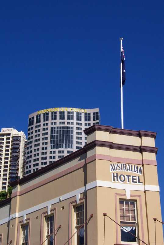 Australian Hotel