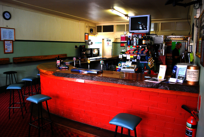 australian roadhotelbar