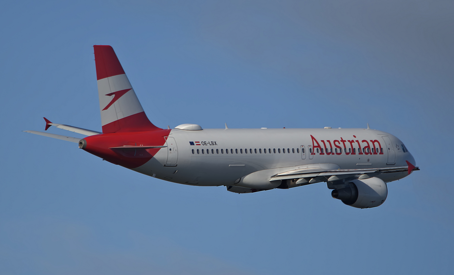  Austrian Airlines Airbus A320-214