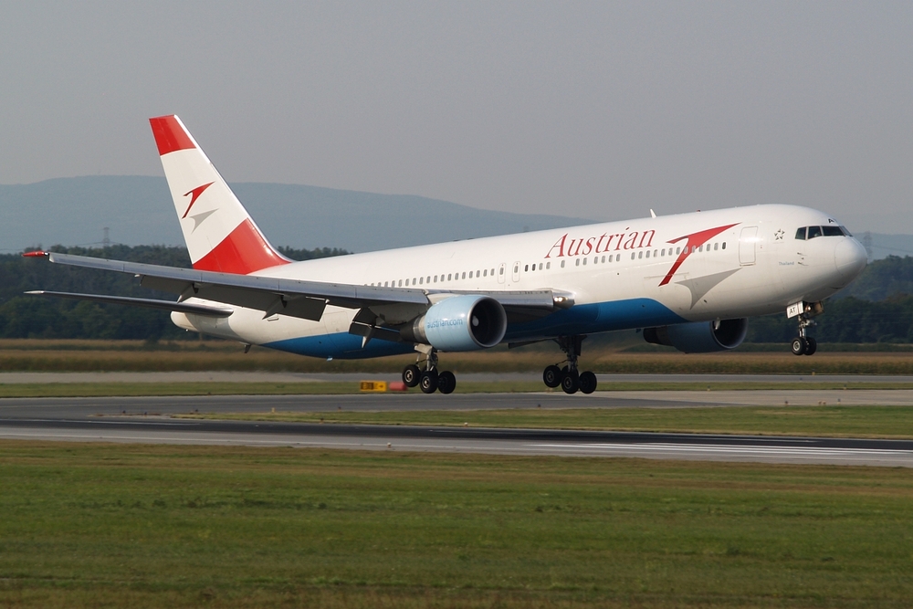 Austrian Airlines Boeing 767-31A(ER)