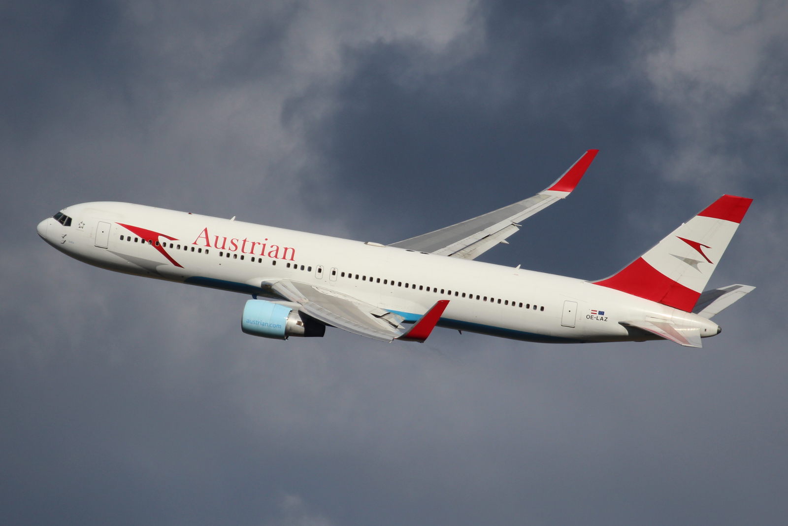 Austrian B767