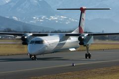 Austrian Dash 8-400 ...