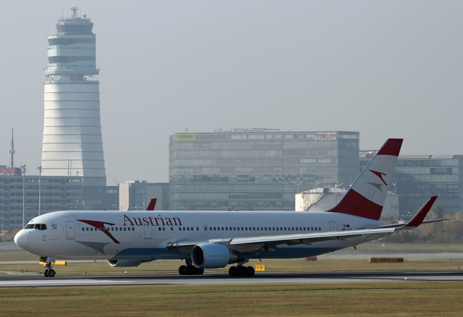 Austrian OE-LAX