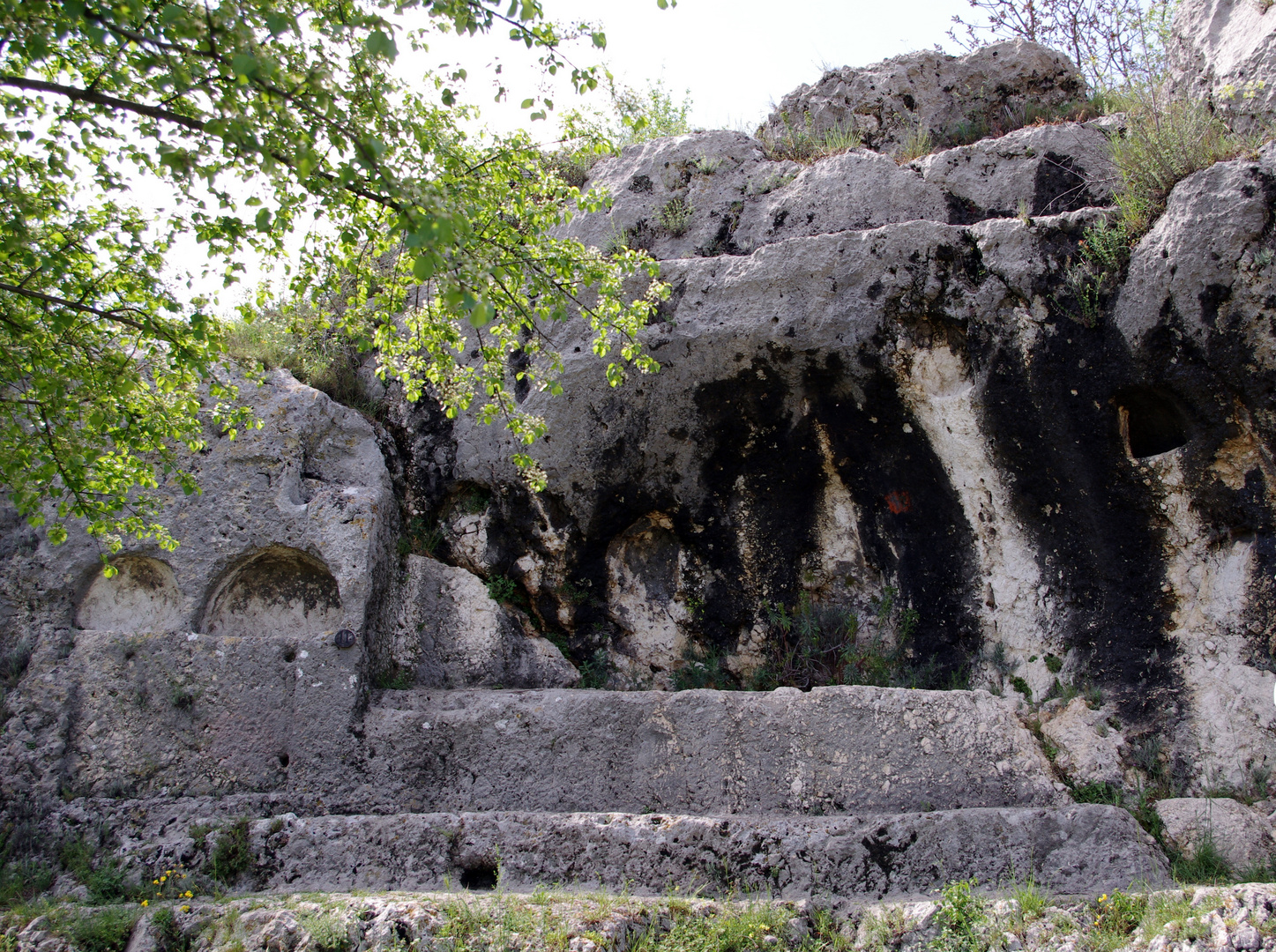 Autel à sacrifices humains, Saint Ambroix, Gard photo et image europe