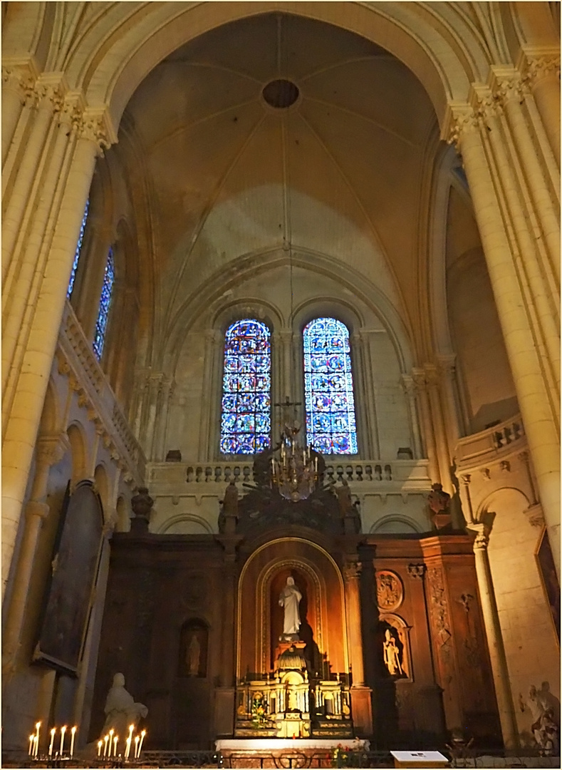 Autel latéral du transept nord