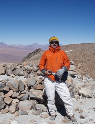 Author auf einem Gipfel in Atacama