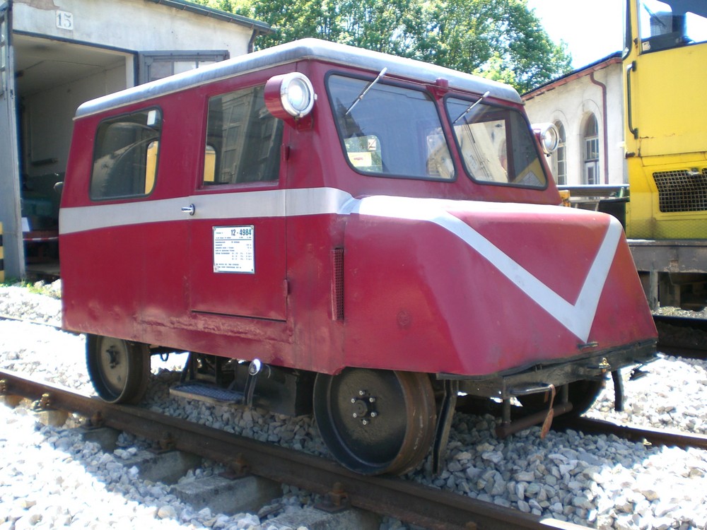 Auto-bahn