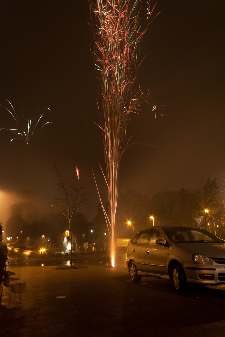 Auto im (Feuer-) Regen