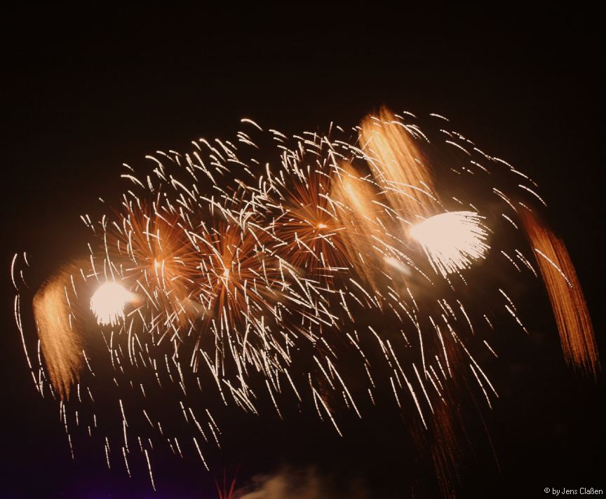 Auto im Feuerwerk ?