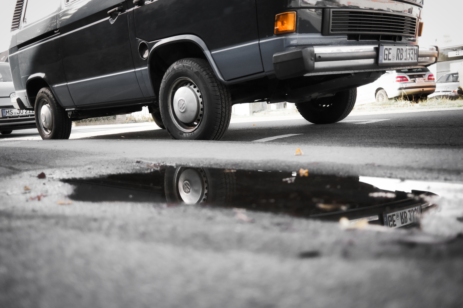 Auto mit Spiegelung