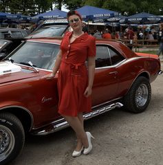 Auto oder "Lady in Red", wer kann sich da schon entscheiden....