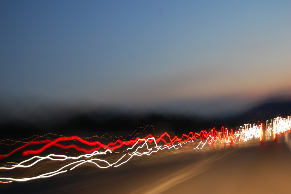 Autobahn bei Nacht